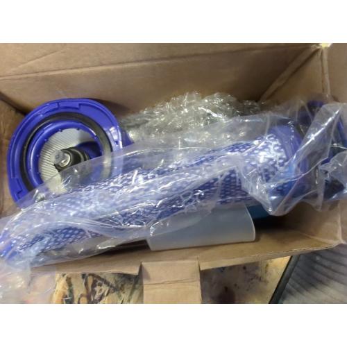 6000mAh Replacement Battery with Battery Level Display for Dyson V6 Compatible with Dyson V6 Vacuum Cleaner Series Animal DC72 DC74 SV03 SV05 SV06 SV07 SV09 V6 Absolute/V6 Motorhead/V6 Fluffy