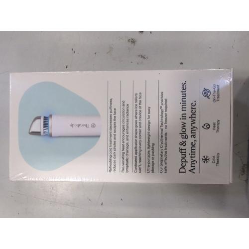 White Therabody TheraFace Depuffing Cold & Heat Facial Treatment Wand - White