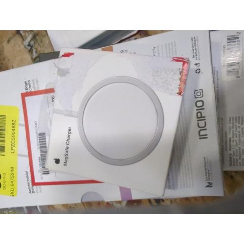 Apple MagSafe Charger - Wireless Charger with Fast Charging Capability, Compatible with iPhone and AirPods