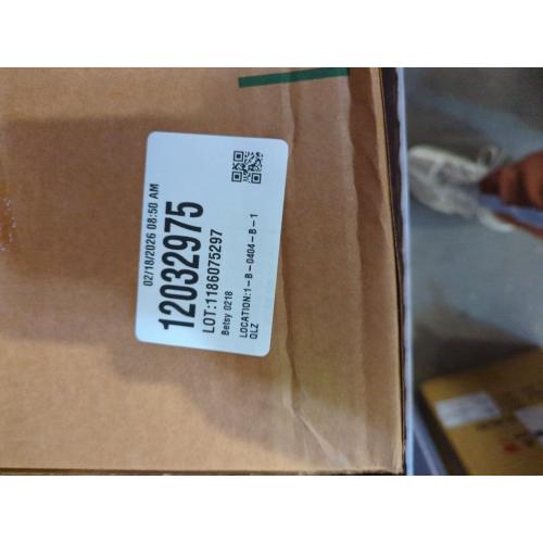 Carhartt Classic Duffels, Heavy-Duty Bag for Jobsite, Gym and Travel