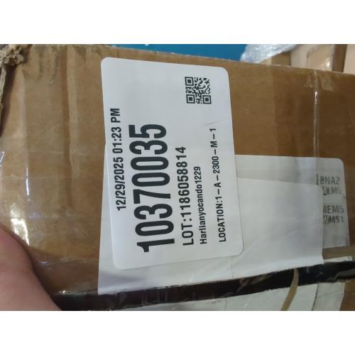 Sosation 2 Pcs 3 ft Artificial Christmas Tree Decor Prelit Tabletop Flocked Christmas Tree with Lights Pine Cones Plasic Base Pre Lit Green Xmas for Indoor Porch Decoration 8 Modes Timer 80 LEDs