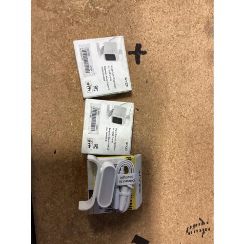 PACK OF THREE Spotlight Kit for Cam v3 1080p HD Security Camera, Camera not Included