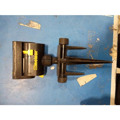 Oscillating Lawn Sprinkler with Spike, 4000 Sq Ft Coverage, 360-Degree Rotation, Adjustable Zoom