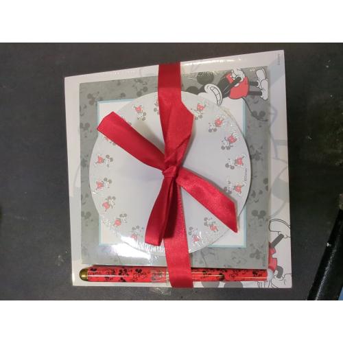 Red Hallmark Disney Notepad Bundle with Pen (3 Notepads  Assorted Sizes)
