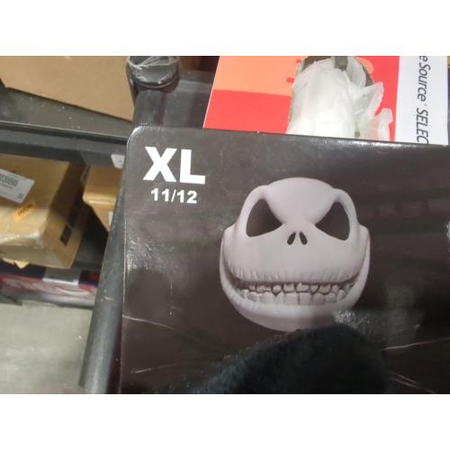 Color Black Size XL 11/12 Nightmare before Christmas  Slip On Slipper