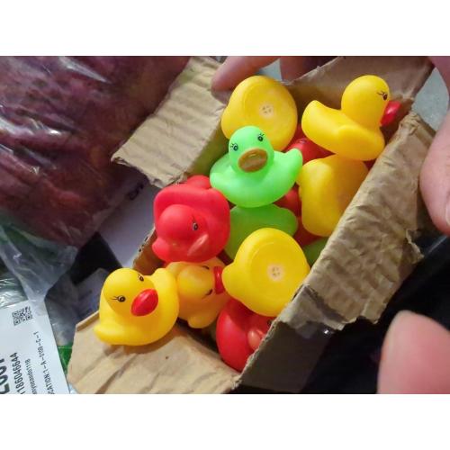 31 Pcs Multicolored Mini Multicolor Rubber Ducks Baby Bath Ducky Bathtub Pool Squeaky Little Duck Toys for Shower/Party Decoration Supplies/Birthday (1.5x 1.4 x 1.2)