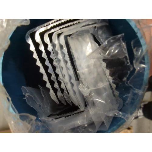 10 Pcs 36in x1.2in Stair Edge Protector,Aluminum Alloy L-Shaped Non-Slip Metal Stair Nosing,Indoor Outdoor Waterproof Tread Stair Nose Molding Stair Edging Stair Edge Trim (3Ft,Black,10 Pcs)