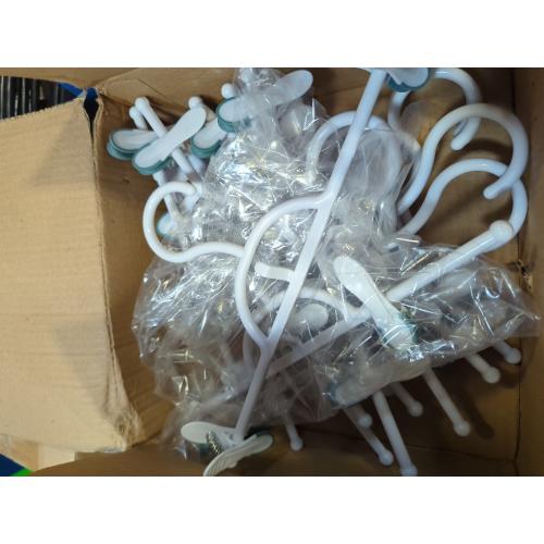 Honey-Can-Do 12-Pack Plastic Non-slip Grip Clothing Hanger (White)