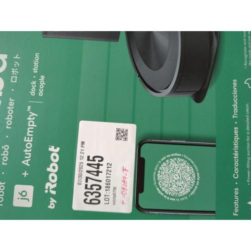 IRobot Roomba J6  Robot Vacuum & AutoEmpty Dock