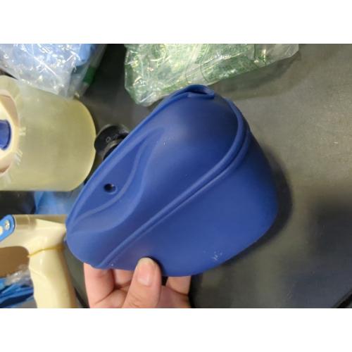 RoyalCare Silicone Dog Treat Pouch-Small Training Bag-Portable Dog Treat Bag for Leash with Magnetic Closure and Waist Clip[US Design Patent]
