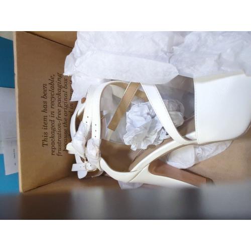 DREAM PAIRS Women's Platform Chunky High Heels Closed Toe Block Ankle Strap Dress Bridal Party Wedding Shoes