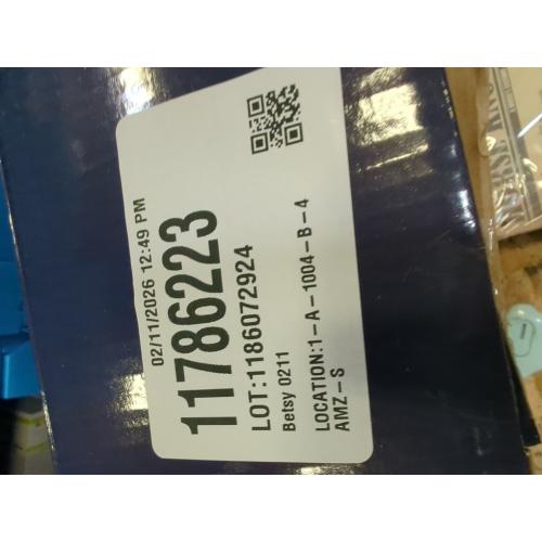 Laser Christmas Projector Lights Outdoor, Waterproof with Remote, Multiple Classic Christmas Patterns for Garden Outdoor, Indoor Home Party Christmas Décor Christmas Gift