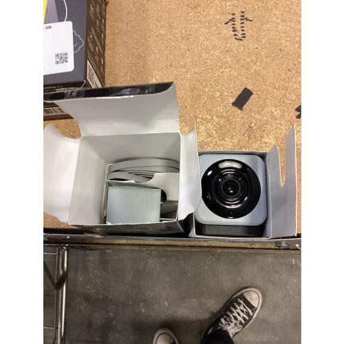 Wyze Cam V4 Plug-in Indoor and Outdoor Smart-Enabled Security Camera