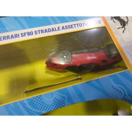 Color red HW RC 1:64 FERARRI