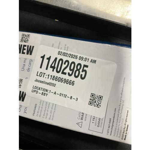 Insignia™ - 24W Dual USB Port Vehicle Charger - Black