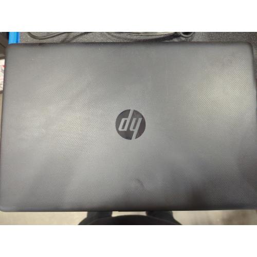 HP Notebook - 17-by0060nr With Charger