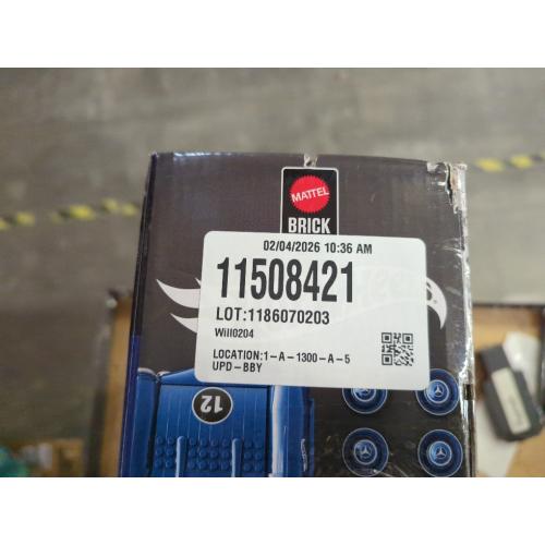 Hot Wheels Mega Premium Mercedes-Benz Building Set 1600 pc