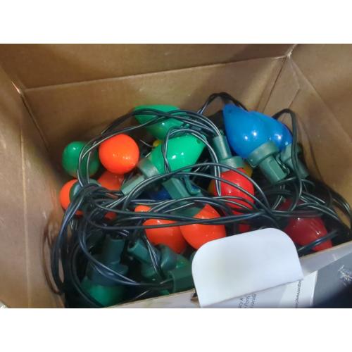 Set of 50 Size 24 ft LED C7 Christmas Lights,24Ft C7 Christmas Lights Battery Operated String Lights Remote Timer 8 Lighting Modes for Indoor Outdoor Xmas Tree Garden Patio Party Christma Decorations