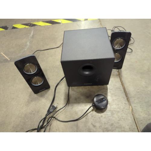 Insignia NS-5004BT - Speaker system - for PC - 2.1-channel - wireless - Bluetooth - 25 Watt (total)