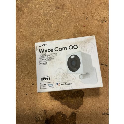 Cam OG Telephoto Indoor/Outdoor 1080p Wi-Fi Smart Home Security Camera with 3X Optical Zoom and Color Night Vision