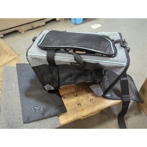 Vceoa 17.5x11x11 Pet Carrier for Cats | Toy of Fabric Pet Home