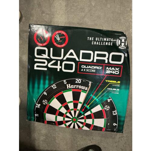 Harrows Quadro Dart Board - Unique 3 Scoring Zones, 240 Max Score, Ultra Thin Wire, Compatible with Stand & Lighting