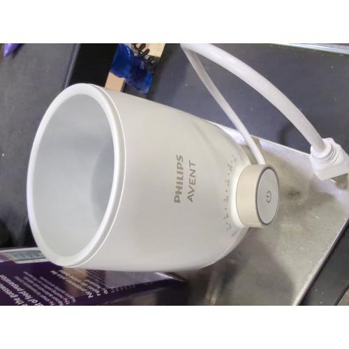 Philips Avent Premium Fast Bottle Warmer, with Smart Temperature Control, Water Bath Technology, Automatic Shut-Off, Model SCF358