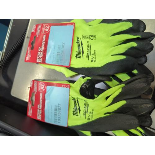 2pk Milwaukee 9 L Cut-Resistant Level 2 Nitrile Dipped Gloves, Smart Swipe