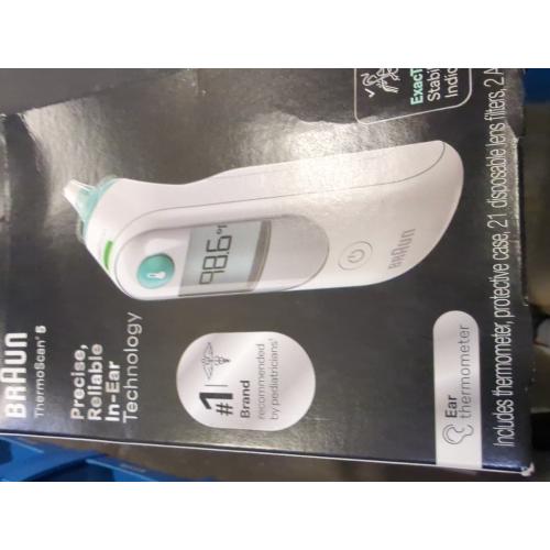 Braun White Ear and Forehead Infrared Thermometer 1 pk