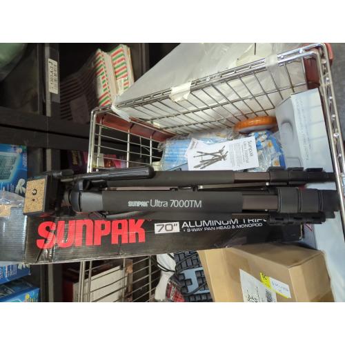 Sunpak - PlatinumPlus Ultra 7000 2-in-1 70 Tripod and Monopod - Silver