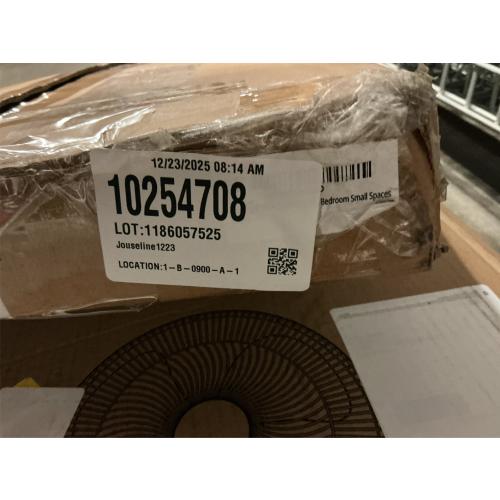 Furologee White Small Computer Desk with 2 Fabric Drawers for Bedroom,34 Inch Simple Home Office Writing Desk, Vanity Desk with Hooks, Study Table for Adults Student Small Spaces