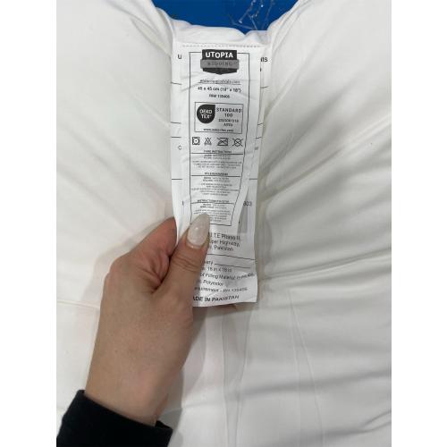 Utopia Bedding Throw Pillows Insert (Pack of 2, White) - 18 x 18 Inches Bed and Couch Pillows - Indoor Decorative Pillow