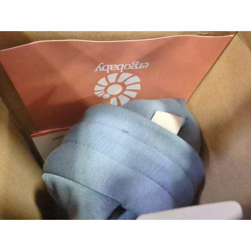 Color Blue Ergobaby Embrace Cozy Knit Newborn Carrier - Oxford Blue
