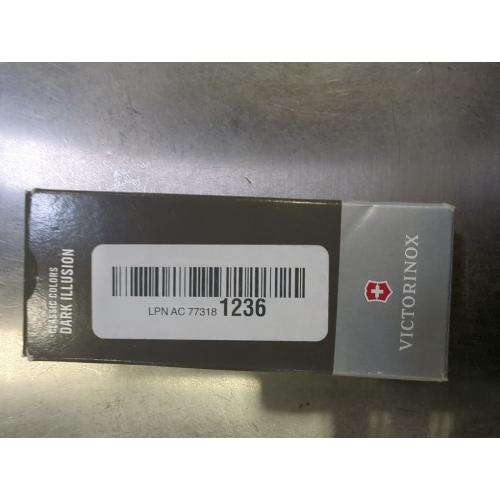 Victorinox Swiss Army Classic SD Pocket Knife, Black, 58mm