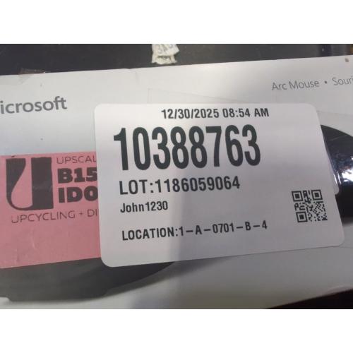 Microsoft Arc Mouse Black - Wireless - Bluetooth Low Energy - BlueTrack Enabled - Tilt Wheel - Up to 6 Months Battery Life