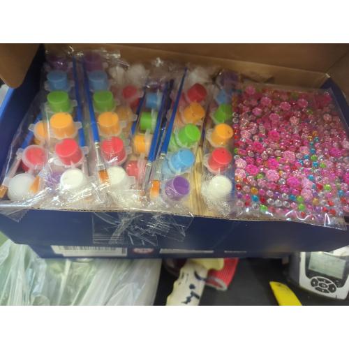 10 Sets Jewelry Box Painting Set for Kids with Stickers - Bulk Stockings & Birthday Goodie Bag Stuffer - Kids Party Favors Toy Return Gifts - Unfinished Wooden Treasure Boxes For Arts & Craft