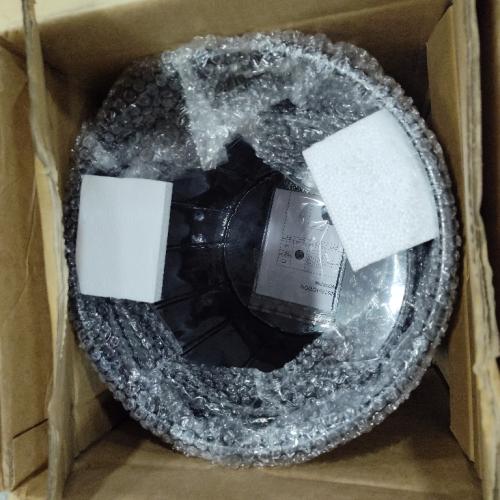 ARNIS Modern Plant Pots, Set of 2 Round Large Planters with Stand, Large Size Metal Pots with Drainage Holes for Living Room, Office, Garden or Balcony, 10.5 &12.25 Inch, Black & Gold