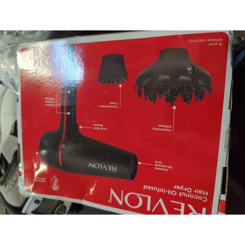 REVLON SmoothStay Coconut Oil Infused Hair Dryer with Diffuser, Blow Dryer with Diffuser and Concentrator Attachment, for Shinier, Smoother, Salon-Quality Hair