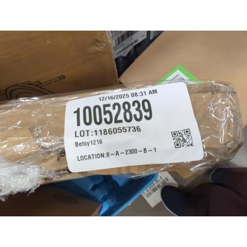 20X30 Traditional compo XL ornate frame, Marble Gold finish, handmade, custom made, handpainted. (20 X 30 FRAME ONLY)