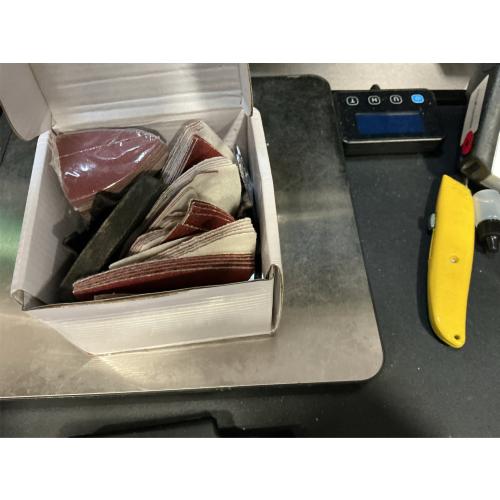 XXGO Oscillating Multi Tool Sanding Kit - 105 Pcs Including Triangle & Finger Sanding Pads, 100 Pcs Multi Tool Sandpaper for Wood