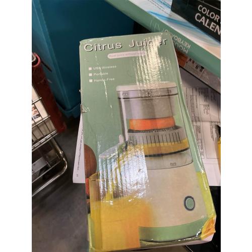 Electric Juicer Rechargeable,Portable Kitchen Gadget for making Orange Juice,Squeezing Oranges,Lemons,Kiwi Fruit,Grapefruits,and Citrus Juices.Comes with USB charging and a Cleaning Brush(Green)