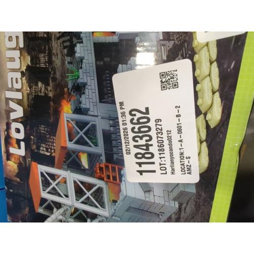 Ice Hockey Building Set with 8 Ice Hockey Player - Tabletop Battle Game - Creative Sports Toy - Standard Brick Compatible Kids STEM Building Kit