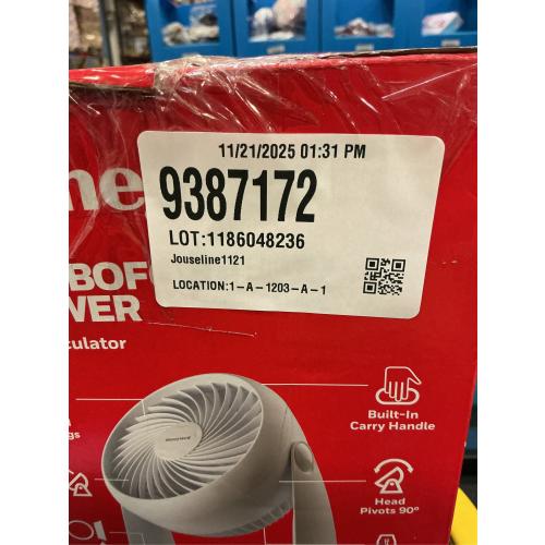 Honeywell 10.9 in. H 3 speed Air Circulator Fan