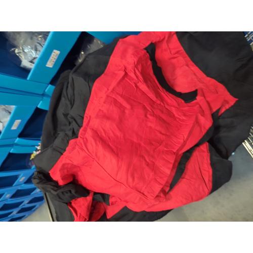 Flying Banner Car Seat Covers Front Seats Rear Bench Polyester car seat Protectors Easy installations Rear Bench Split Classic Man Lady Truck (Full Set - Low Back - Combo Pack, Black Red)