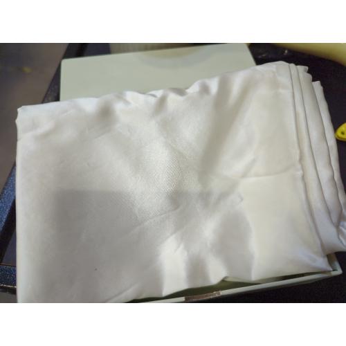 SUNDAYSILKS™ Premium Silk Pillow Cases | 100% Mulberry Silk Pillowcase with Zipper, All Sides Real 22 Momme Grade 6A Silk, Standard Queen, King Size [Off White]