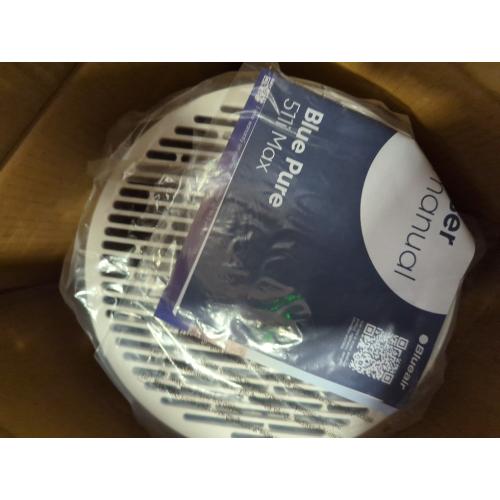 Blueair Pure 511i Max HEPA Silent Air Purifier for Small Room, 926 sq. ft. Coverage