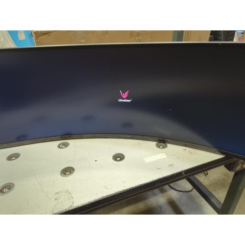 LG 49 Ultragear DQHD (5120x1440) Curved Gaming Monitor, 240Hz, 1ms, VESA DisplayHDR 1000, HDMI 2.1, DisplayPort, 4-Pole HP Out DTS HP:X, AMD FreeSync Premium Pro, Tilt/Swivel/Height Stand, Black