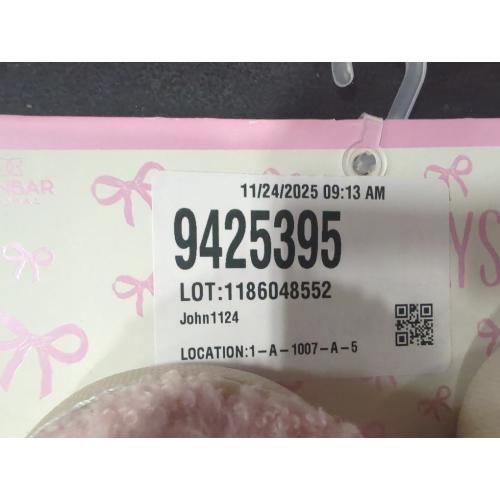 Size 5/6 Color Pink Happy days super comfy slippers