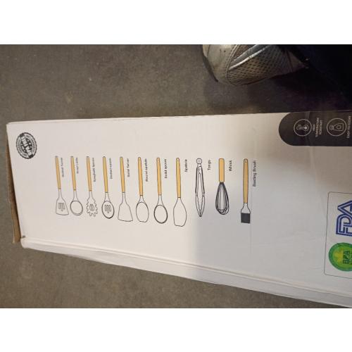 CAROTE 22pcs Silicone Cooking Utensils Set, 446°F Heat Resistant Kitchen Utensils Gadgets Set, Spatula, Turner, Whisk, Tongs