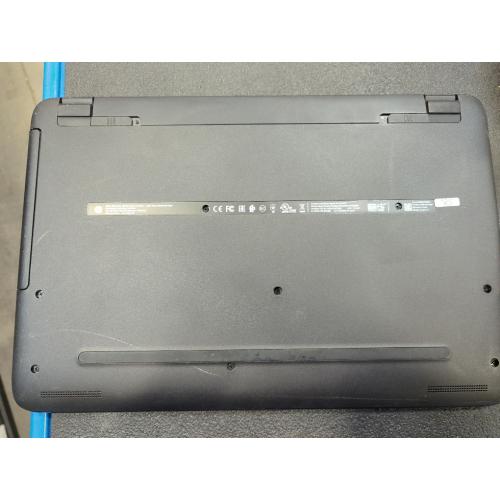 HP Notebook - 15-ay071nr With Charger